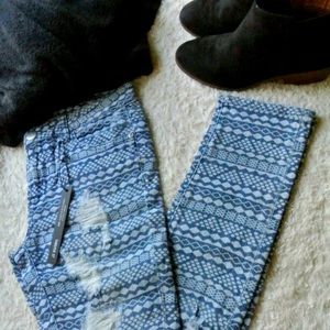 💙Host Pick💙NWT,Forever21 TribalSkinnyJeansSize26